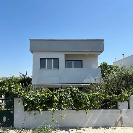 Tülüşah With Own Garden&fruit Trees, 950m To Beach, 2 Bedrooms *